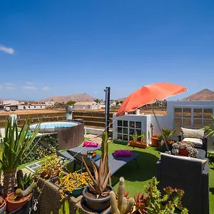 Landhaus Solo Adultos, Tuneras, La Oliva